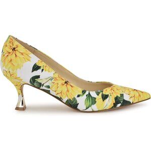 Nine West Womens Yellow Leather Closed Pointed Toe Kitten Heels Pumps Shoes